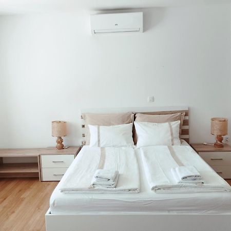 Apartments Wallas โบเว็ก ภายนอก รูปภาพ