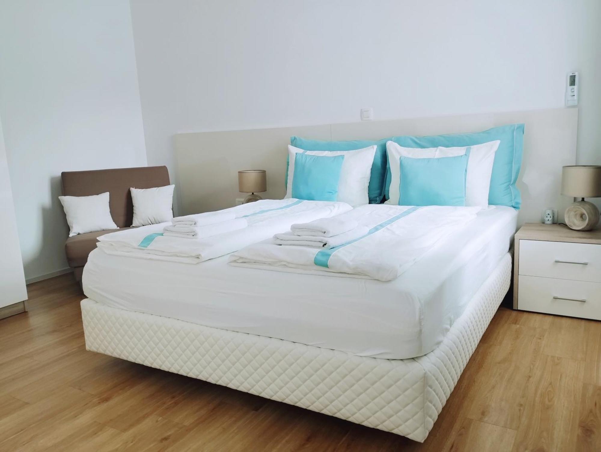 Apartments Wallas โบเว็ก ภายนอก รูปภาพ