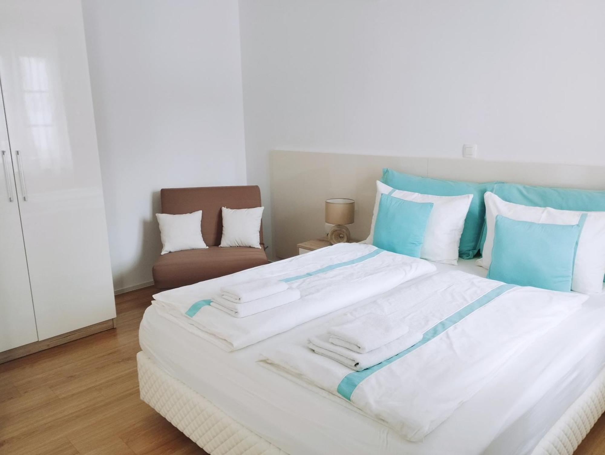 Apartments Wallas โบเว็ก ภายนอก รูปภาพ