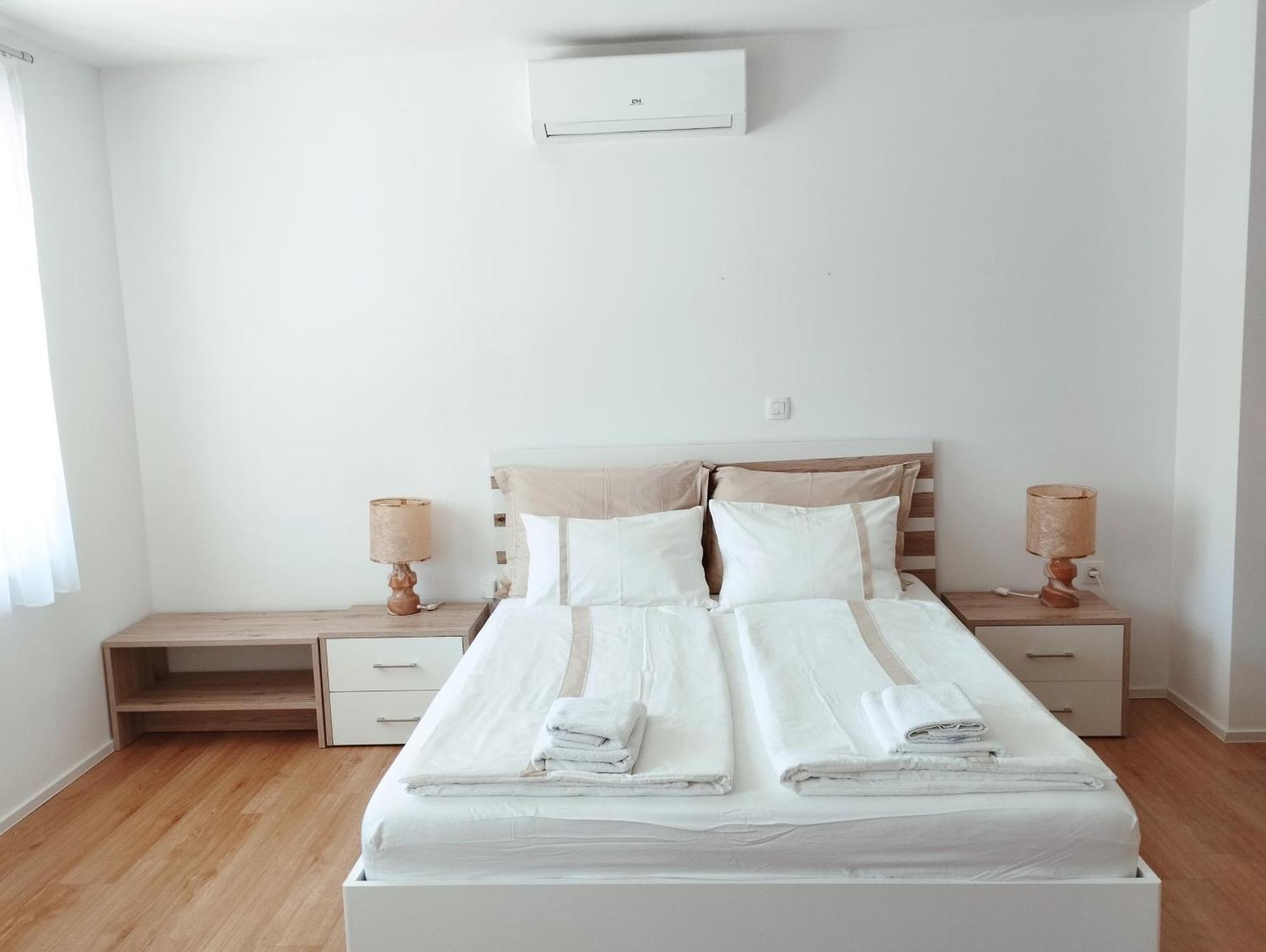 Apartments Wallas โบเว็ก ภายนอก รูปภาพ