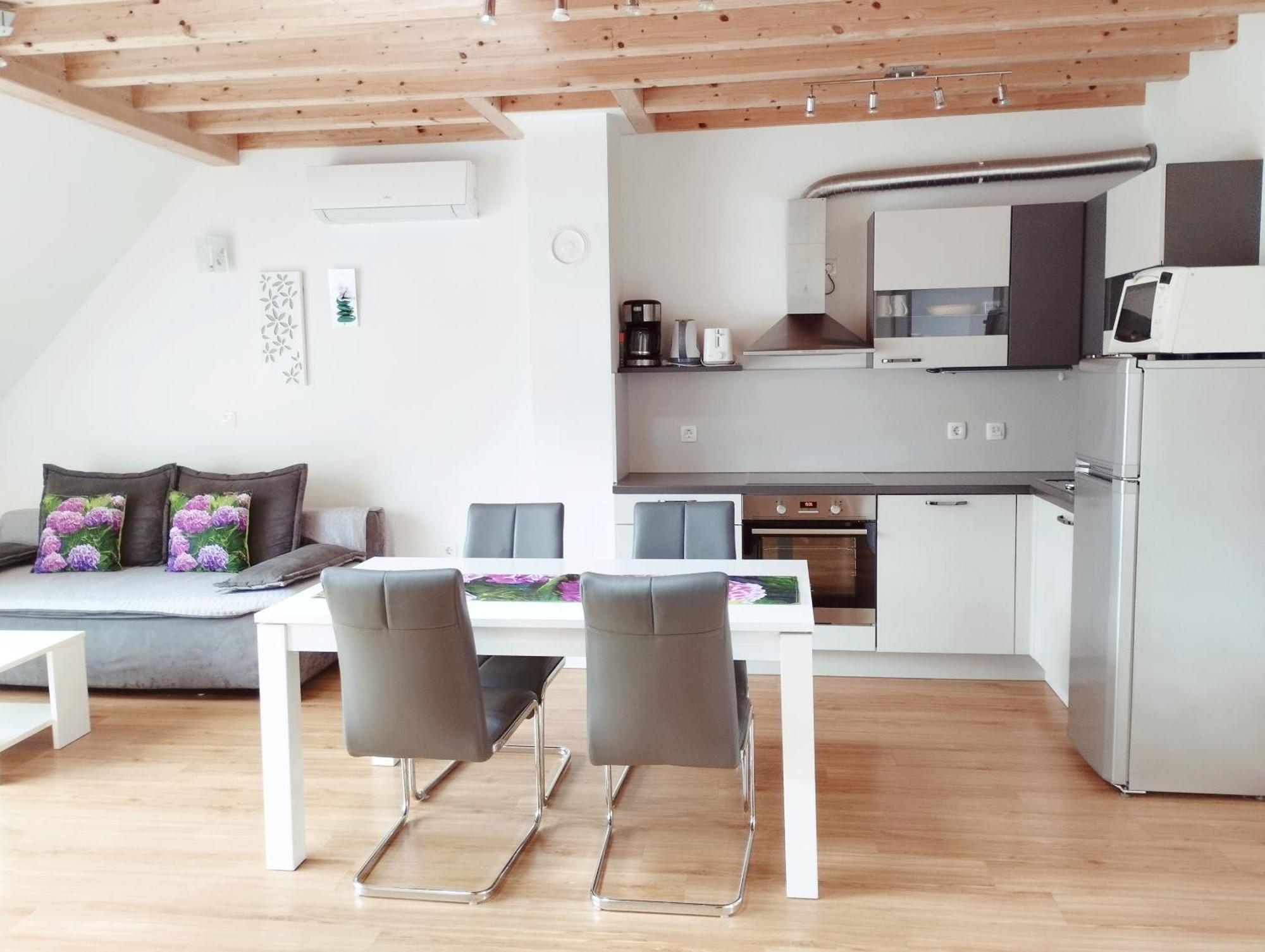 Apartments Wallas โบเว็ก ห้อง รูปภาพ